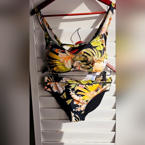 Everyday Sunday Swim Set Bikini Top Bottom Black Tropical size 10 12 - Picture 2 of 7